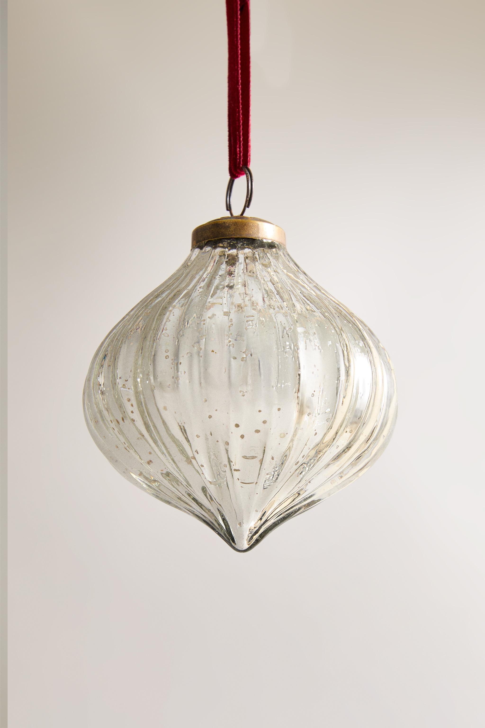 STRIPED DIAMOND CHRISTMAS TREE ORNAMENT